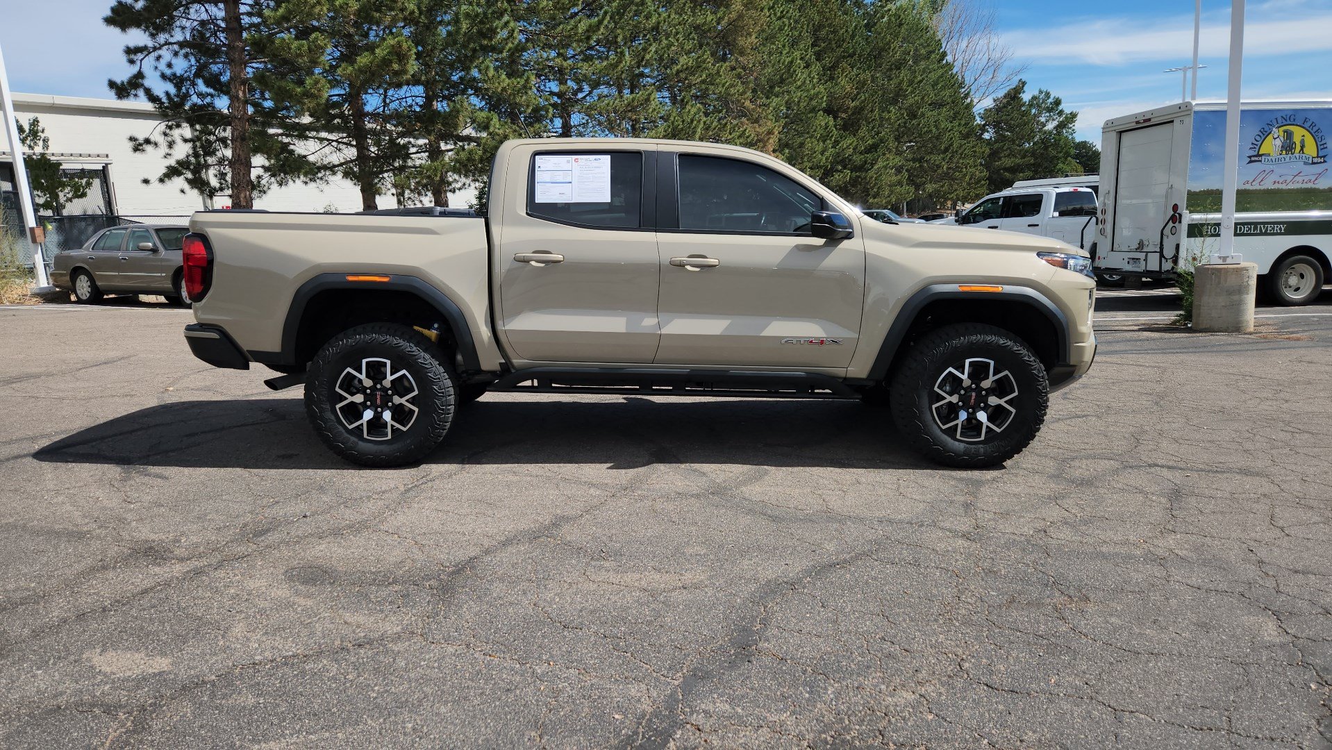 Used 2024 GMC Canyon AT4X AWD/4WD image 12