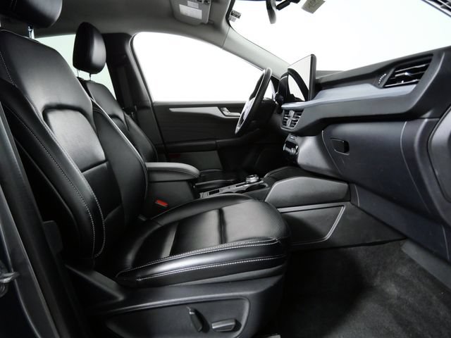 Certified 2024 Ford Escape Platinum AWD/4WD image 10