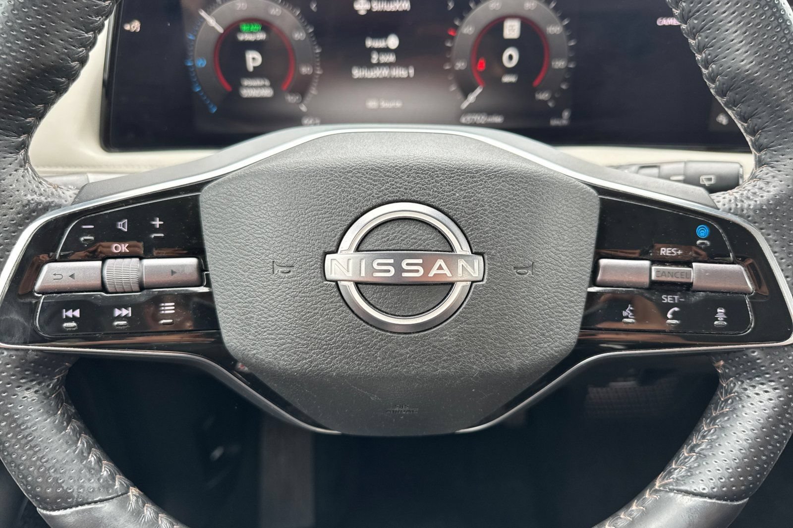 Used 2023 Nissan Ariya FWD image 25