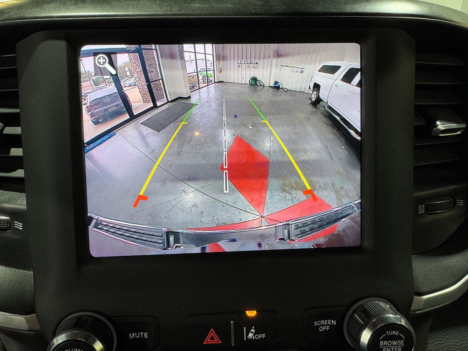 Used 2021 RAM 1500 Big Horn AWD/4WD image 30