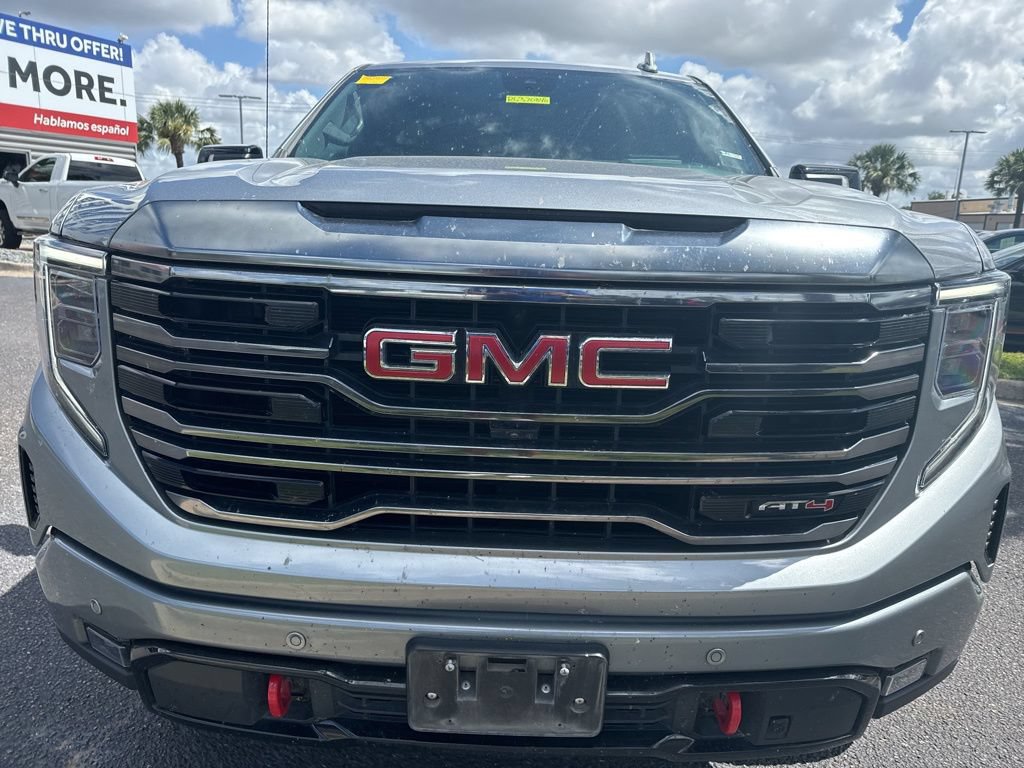 Used 2024 GMC Sierra 1500 AT4 w/ Technology Package AWD/4WD image 9