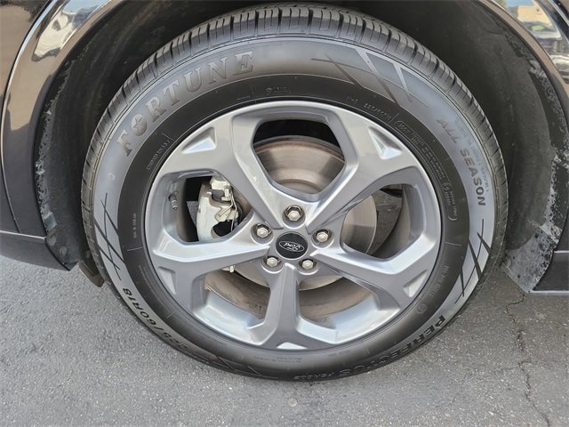 Certified 2023 Ford Escape ST-Line image 27