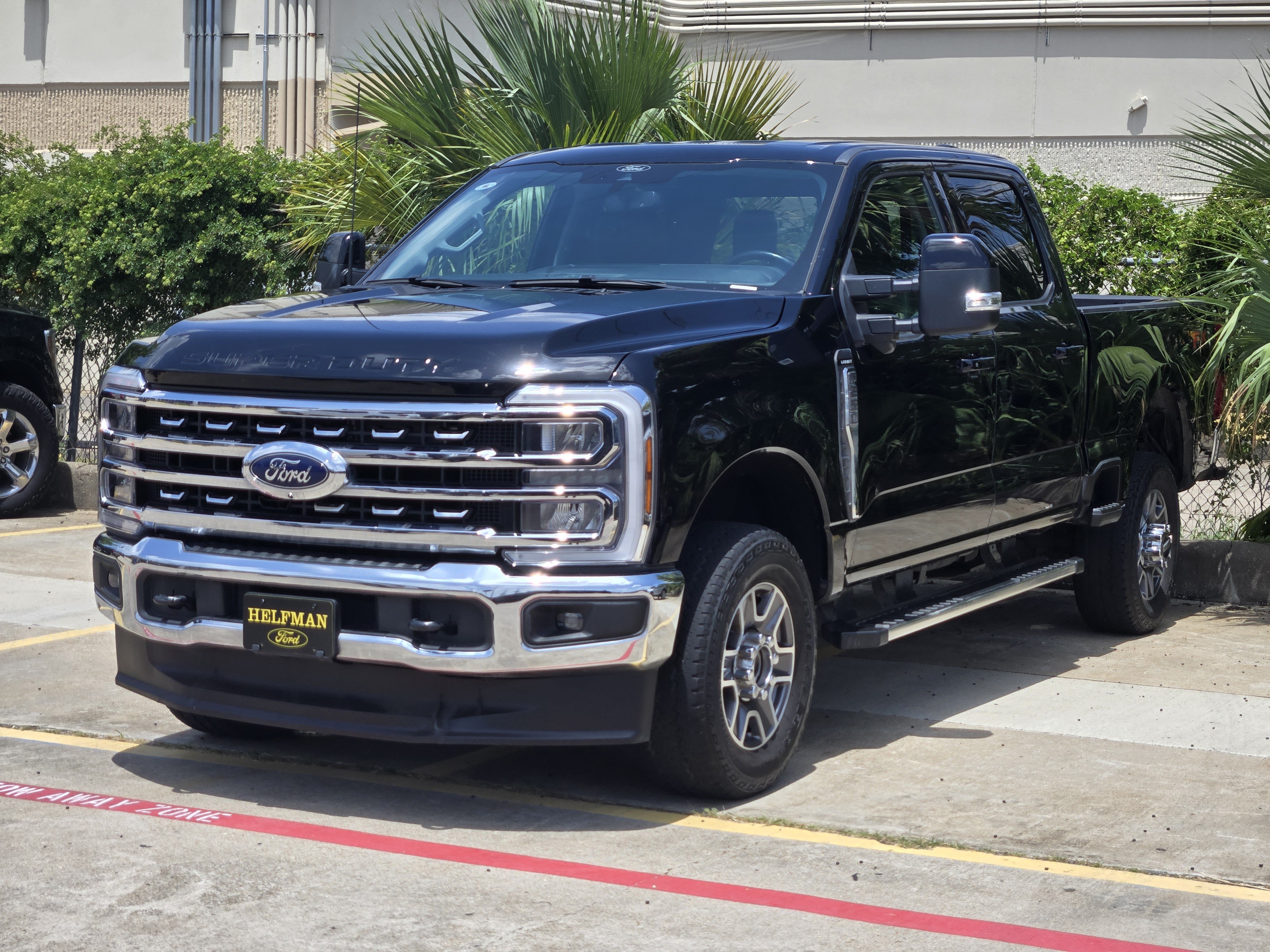 Certified 2024 Ford F250 Lariat w/ FX4 Off-Road Package AWD/4WD image 2