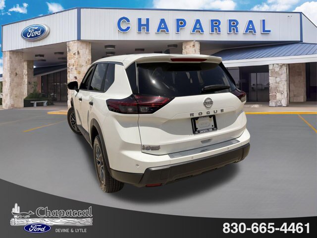 Used 2024 Nissan Rogue S FWD image 14