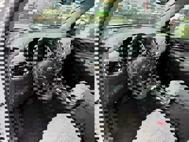 Used 2022 Chevrolet Equinox LT w/ LPO, Floor Liner Package image 12