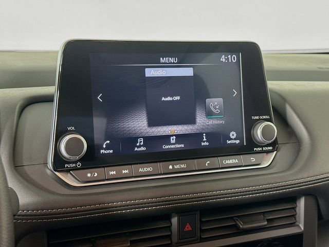 Used 2024 Nissan Rogue S image 14