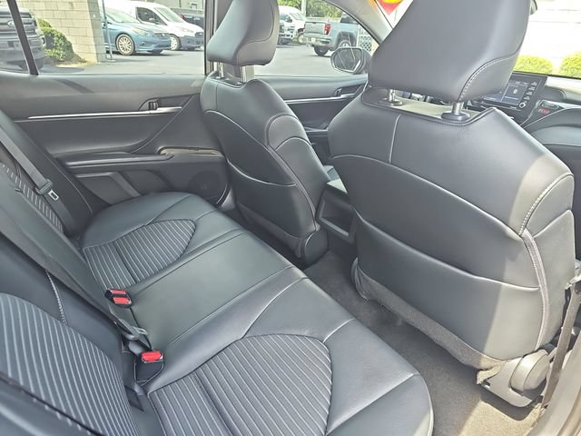 Used 2023 Toyota Camry SE FWD image 11