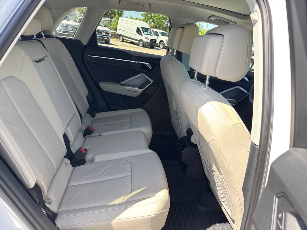Used 2021 Audi Q3 2.0T Premium AWD/4WD image 25