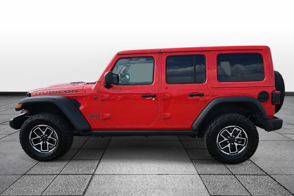 Used 2025 Jeep Wrangler Unlimited Rubicon AWD/4WD image 8