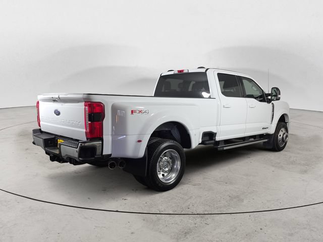 Certified 2025 Ford F450 Lariat w/ FX4 Off-Road Package AWD/4WD image 5