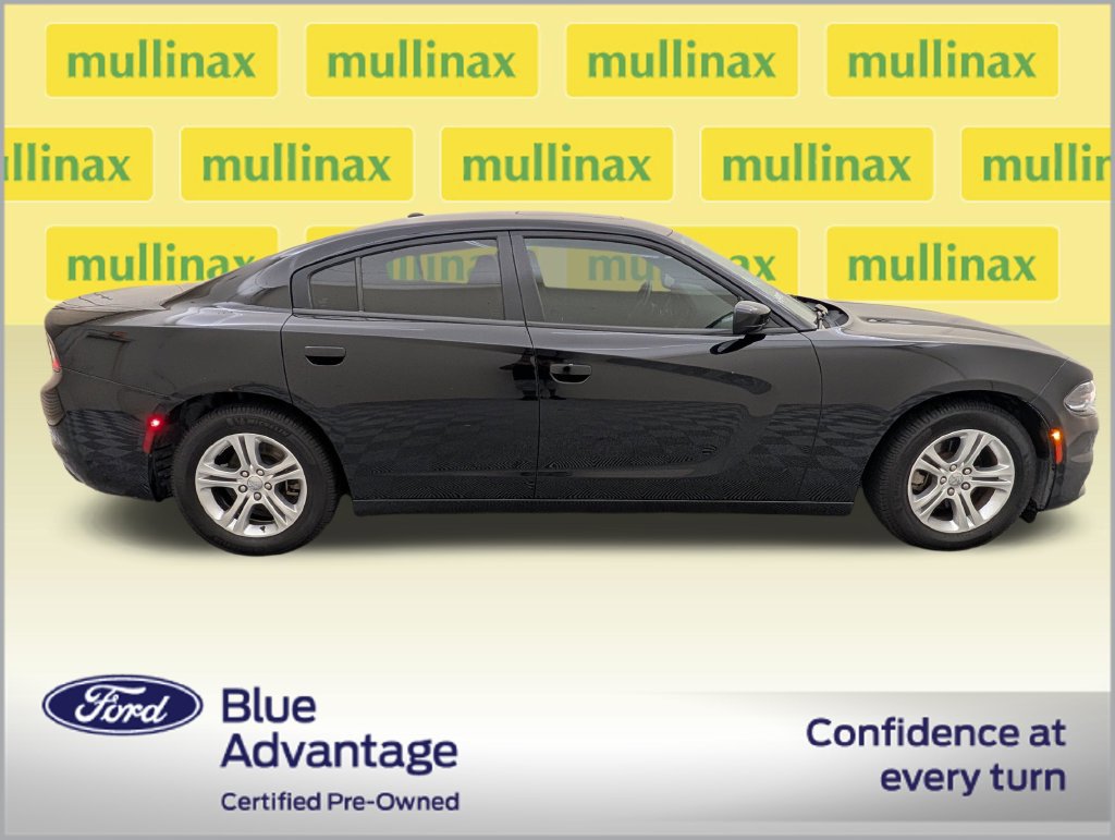 Used 2021 Dodge Charger SXT w/ Leather Interior Group RWD image 2