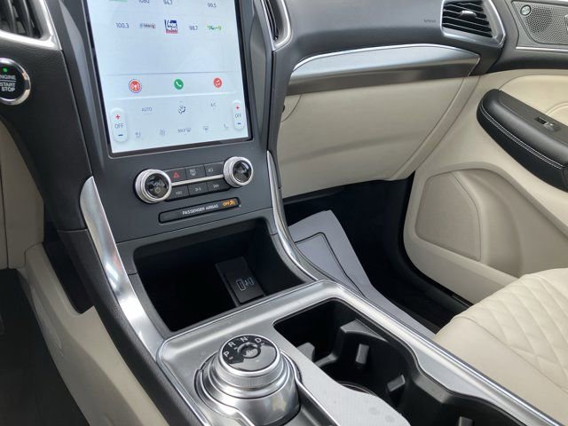 Certified 2024 Ford Edge Titanium image 28