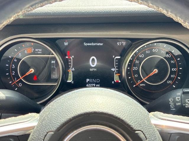 Used 2021 Jeep Wrangler Unlimited Sahara AWD/4WD image 21