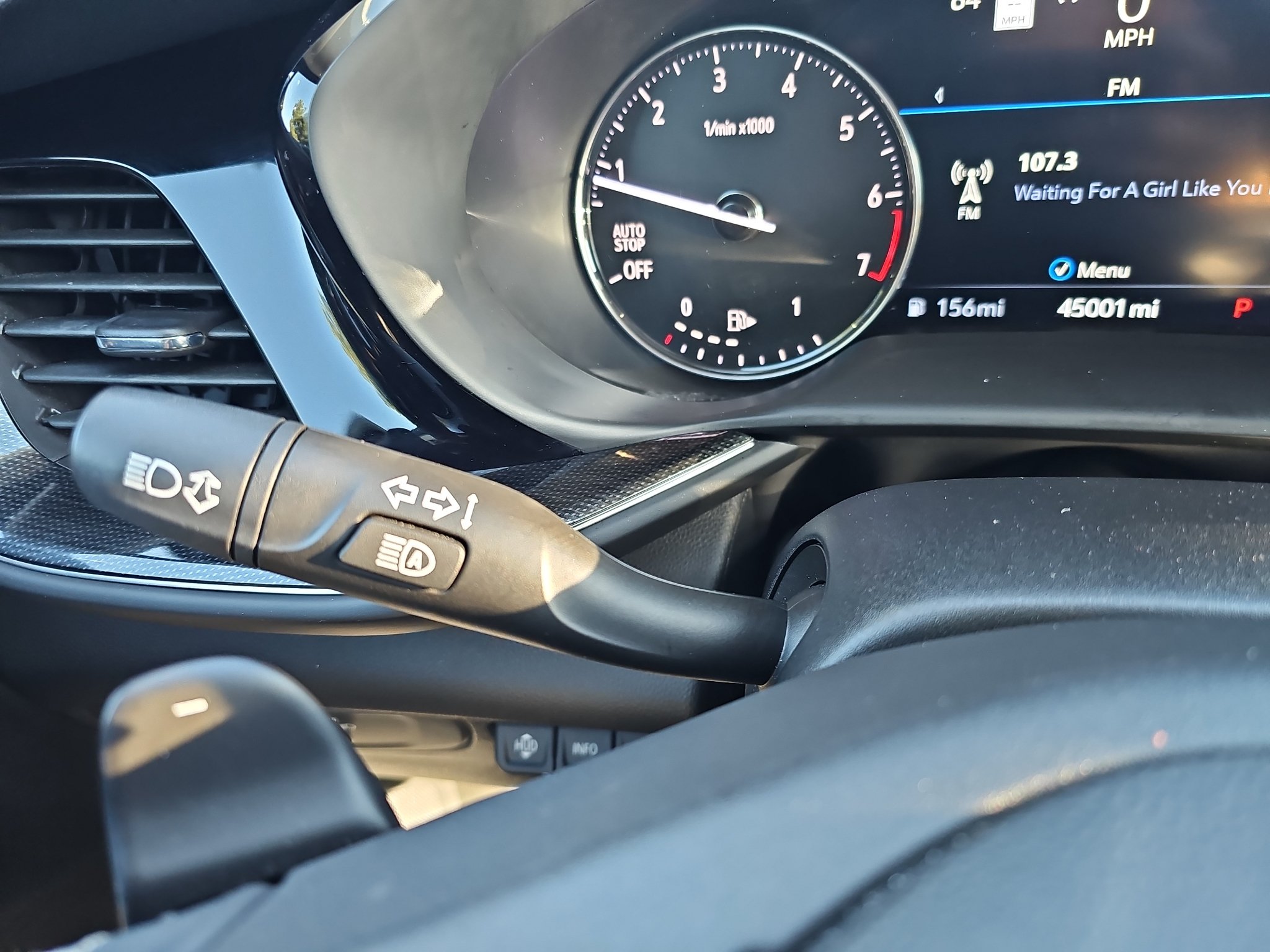 Used 2022 Buick Envision Essence w/ Technology Package I FWD image 23