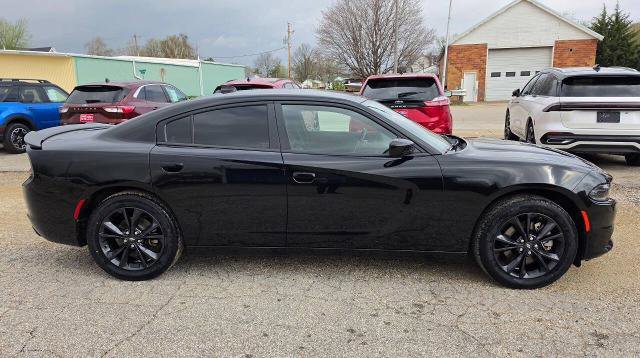 Used 2022 Dodge Charger SXT w/ Blacktop Package AWD/4WD image 6