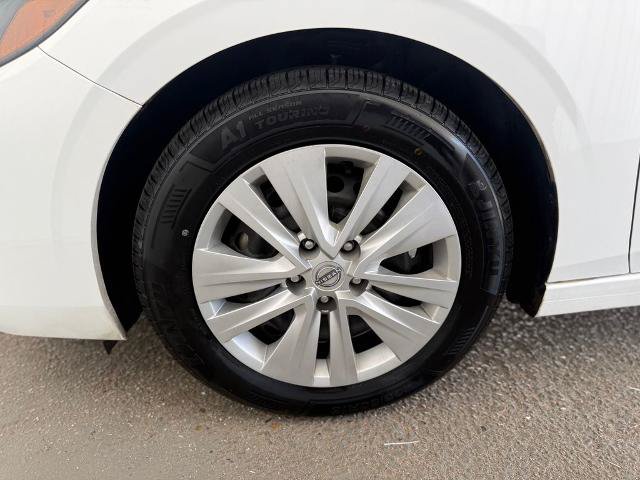 Used 2025 Nissan Sentra S FWD image 25