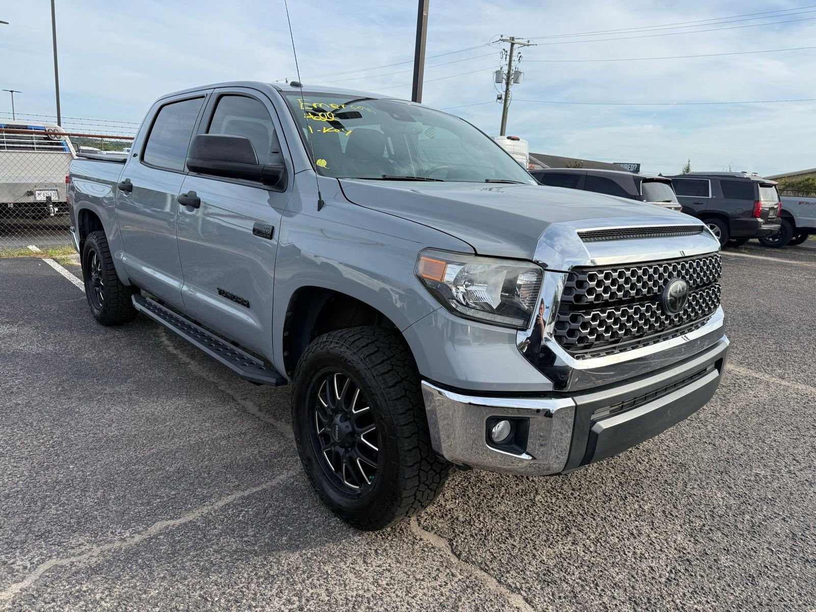 Used 2019 Toyota Tundra SR5 w/ SR5 Upgrade Package AWD/4WD image 7