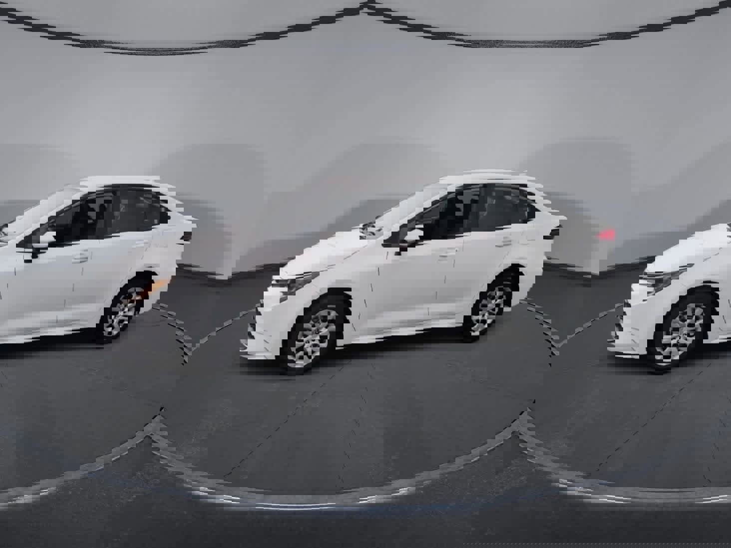 Used 2023 Toyota Corolla LE image 4