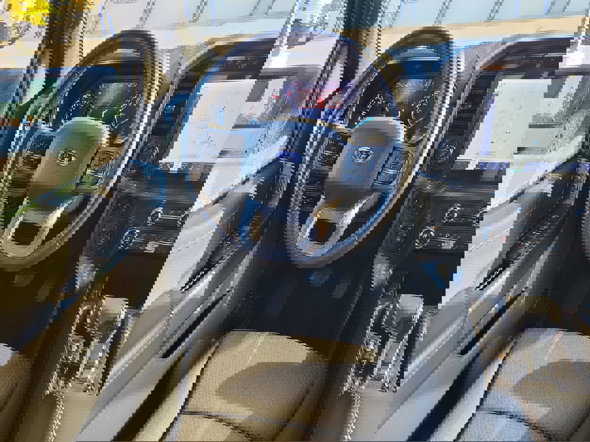 Certified 2021 Ford F150 XLT w/ Equipment Group 302A High image 16