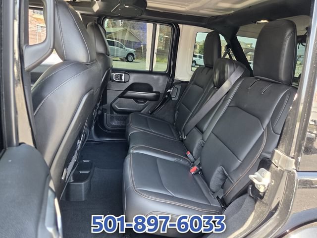 Used 2024 Jeep Wrangler Unlimited Sahara AWD/4WD image 10