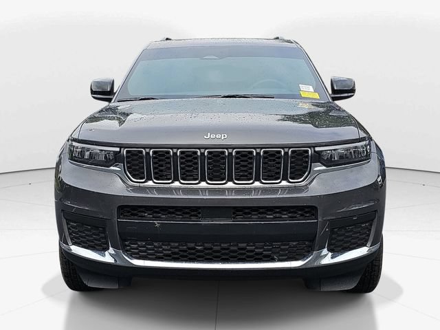 Used 2025 Jeep Grand Cherokee L Laredo w/ Luxury Tech Group I RWD image 8