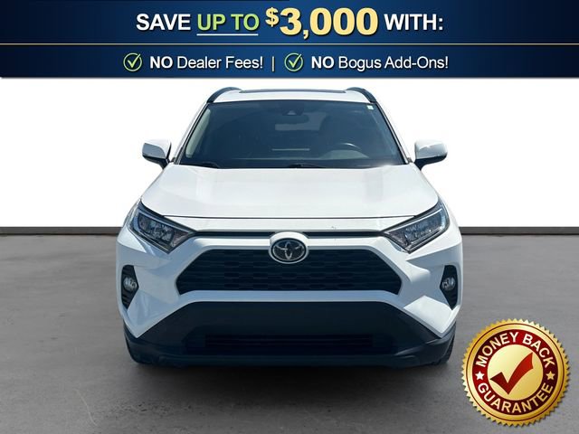 Used 2019 Toyota RAV4 XLE Premium FWD image 11