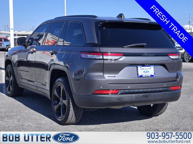 Used 2023 Jeep Grand Cherokee Altitude AWD/4WD image 5