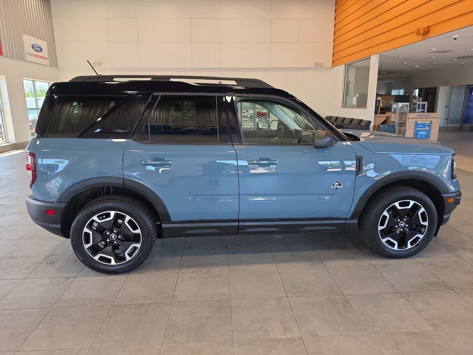 Certified 2021 Ford Bronco Sport Outer Banks w/ Outer Banks Package AWD/4WD image 6