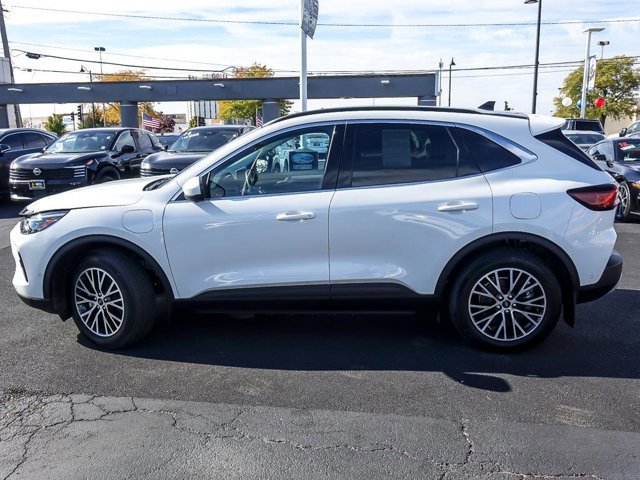 Certified 2023 Ford Escape SE w/ PHEV Premium Package image 3