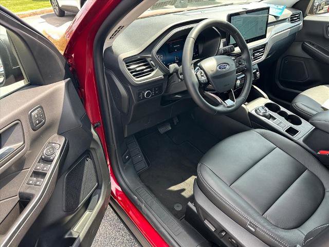 Certified 2025 Ford Escape Active w/ Active Premium Tech Pack FWD image 9
