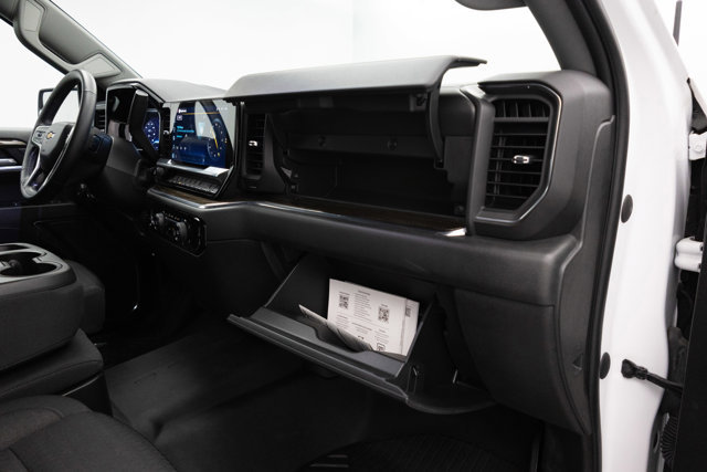 Used 2023 Chevrolet Silverado 1500 LT AWD/4WD image 33