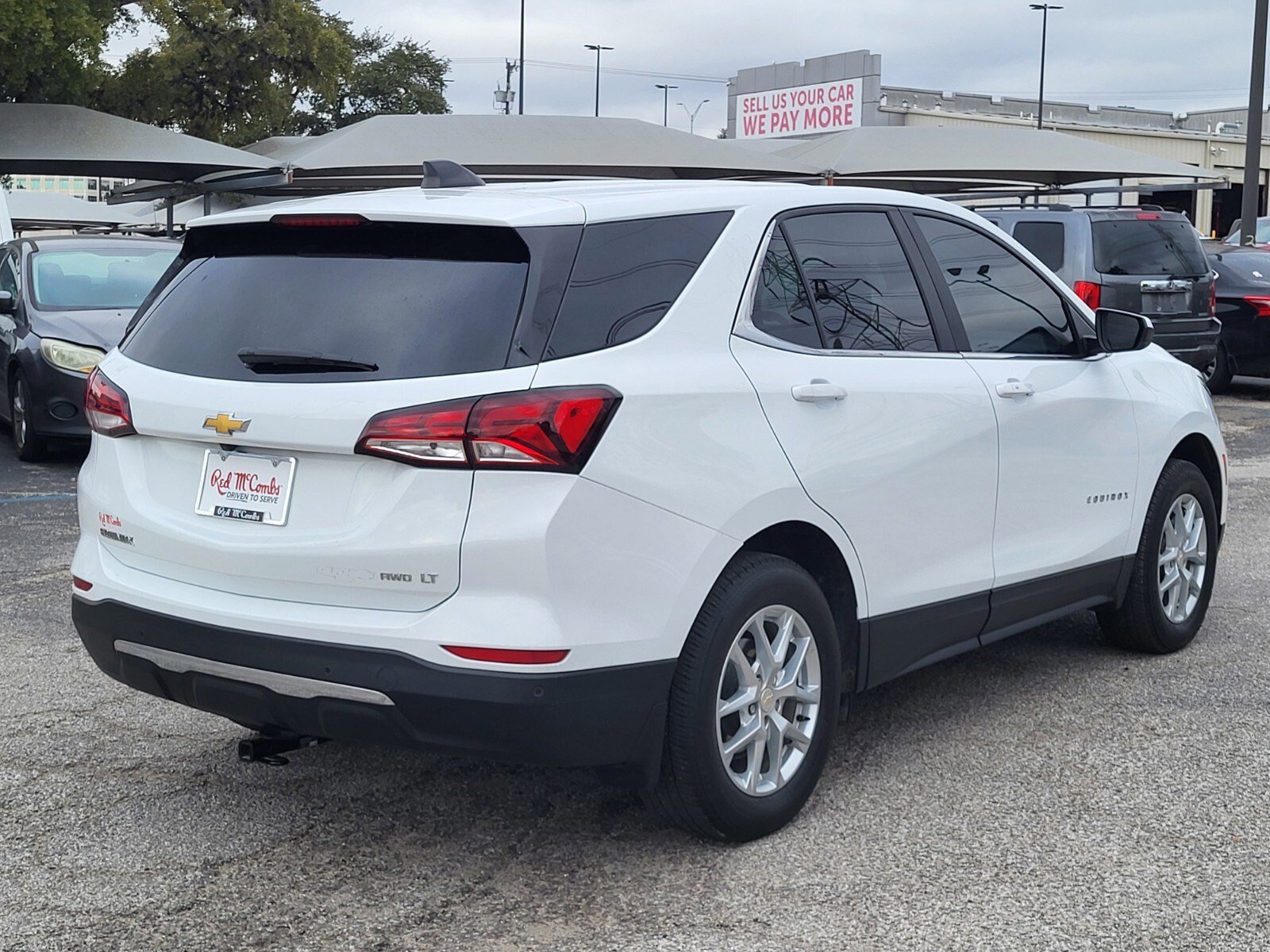 Used 2023 Chevrolet Equinox LT w/ LPO, Floor Liner Package image 3