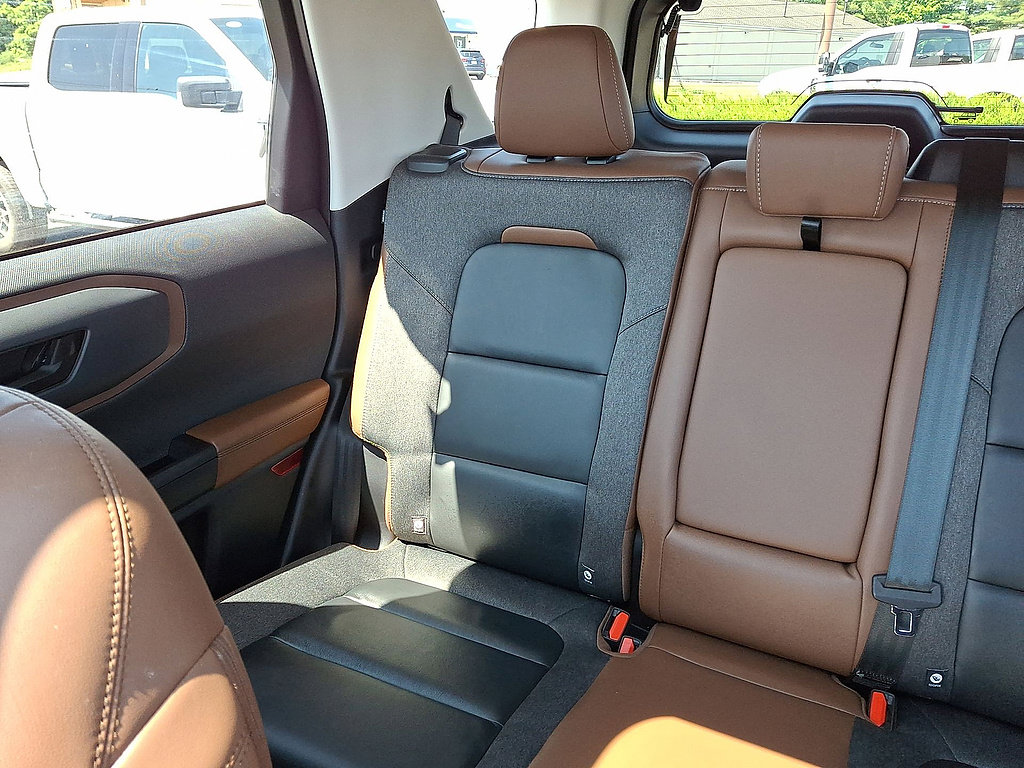 Certified 2023 Ford Bronco Sport Outer Banks w/ Tech Package AWD/4WD image 12