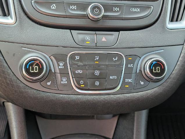 Used 2025 Chevrolet Malibu LT FWD image 19