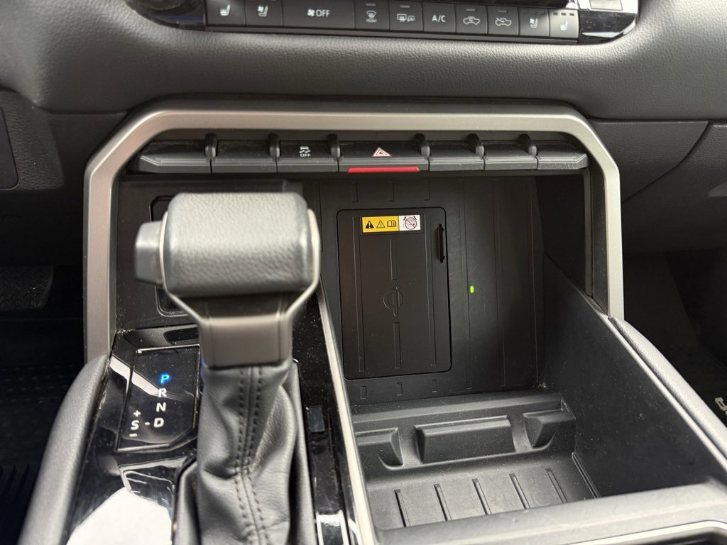 Used 2023 Toyota Tundra Limited image 19