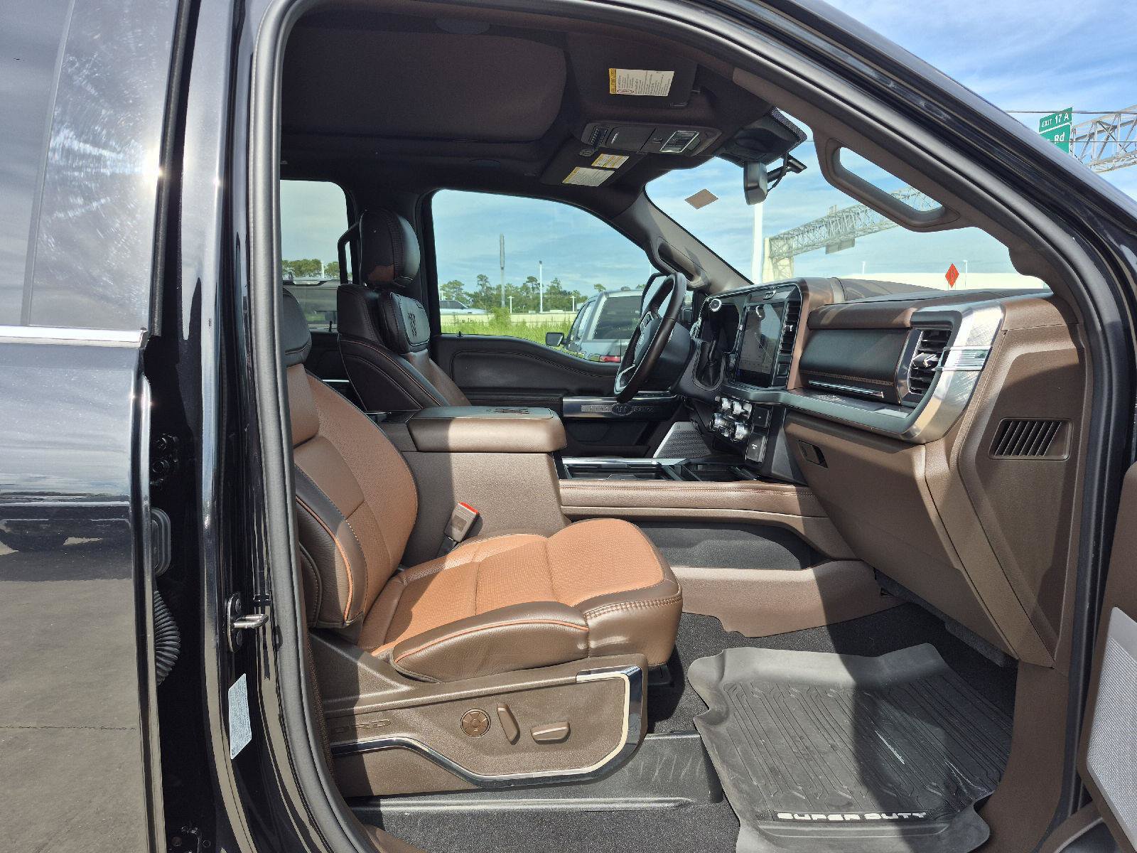 Certified 2025 Ford F350 King Ranch w/ Chrome Package AWD/4WD image 13