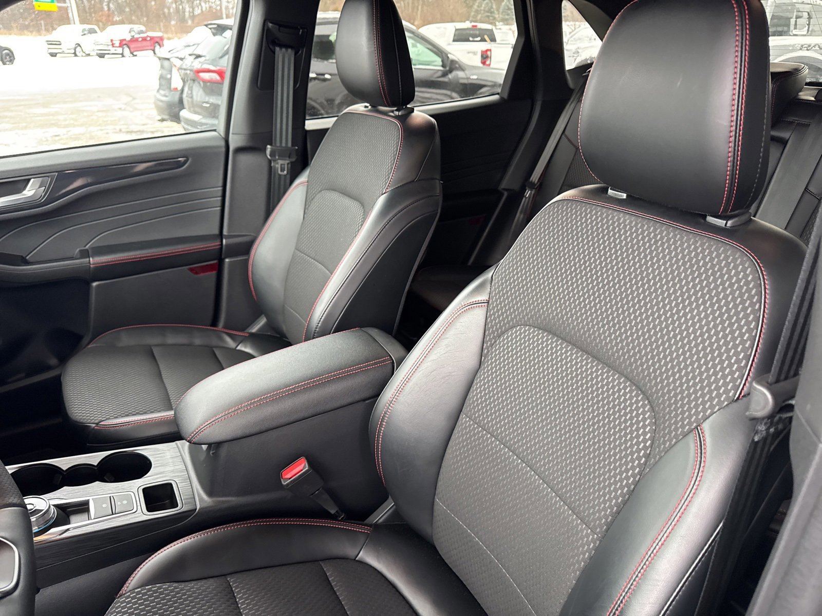 Certified 2024 Ford Escape ST-Line w/ Tech Pack #1 image 19