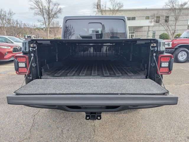 Used 2023 Jeep Gladiator Rubicon w/ LED Lighting Group image 9