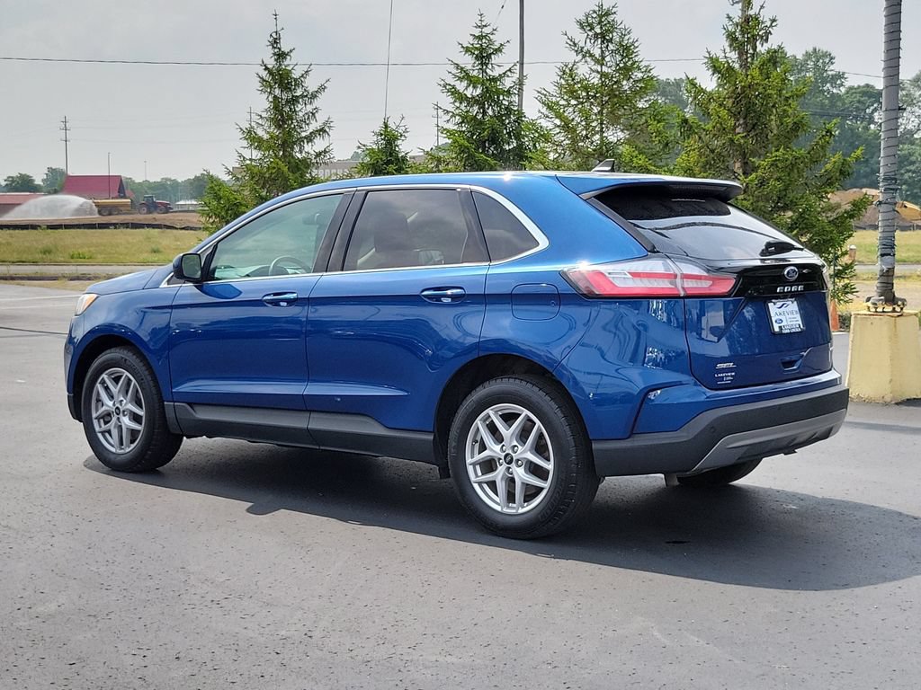 Certified 2023 Ford Edge SEL w/ Convenience Package AWD/4WD image 4