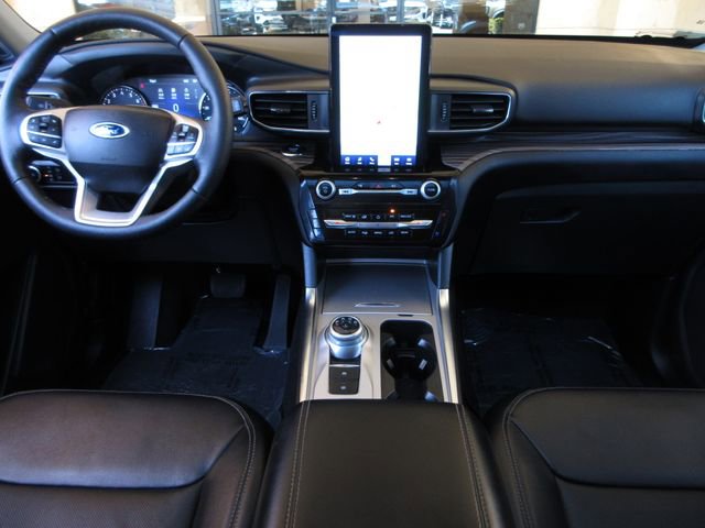 Certified 2023 Ford Explorer Limited w/ Limited Technology Package RWD image 20
