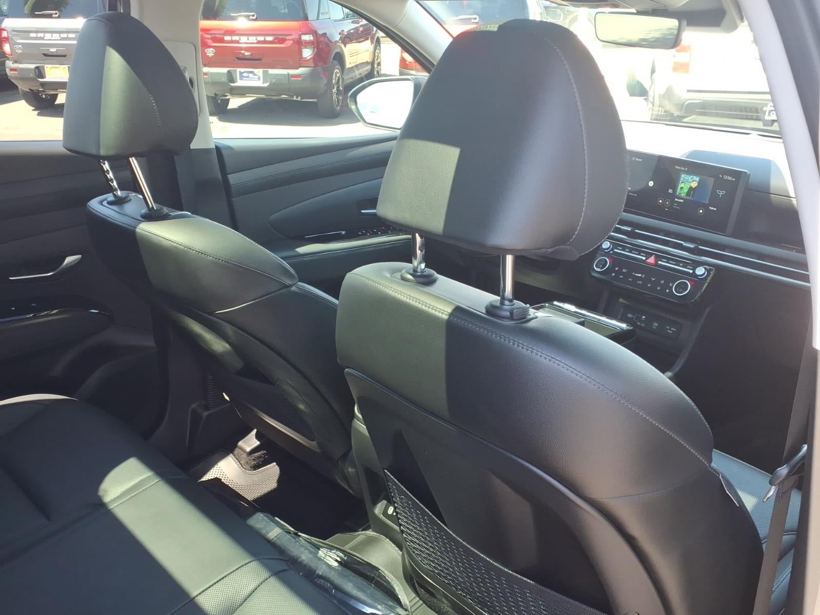 Used 2025 Hyundai Tucson Limited AWD/4WD image 13