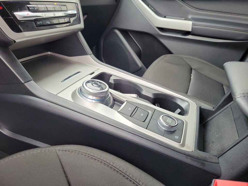 Certified 2022 Ford Explorer XLT image 28
