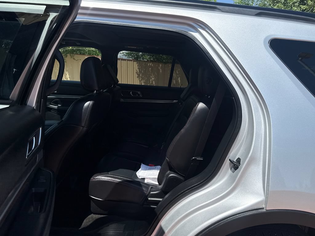 Certified 2018 Ford Explorer Sport AWD/4WD image 19