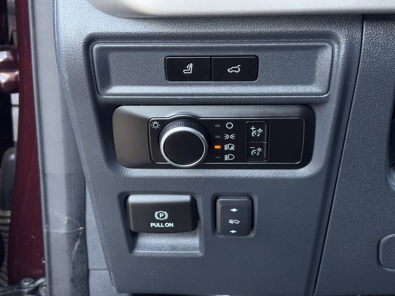 Certified 2023 Ford Expedition XLT image 23