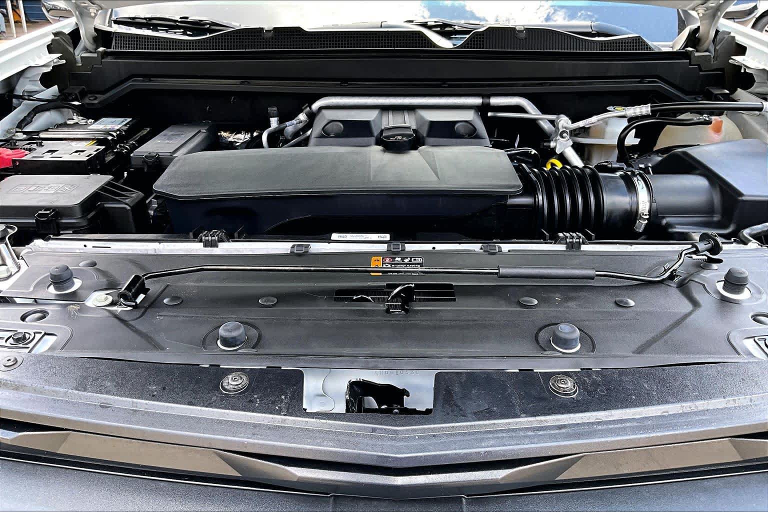 Used 2024 Chevrolet Colorado Trail Boss w/ Advanced Trailering Package AWD/4WD image 34