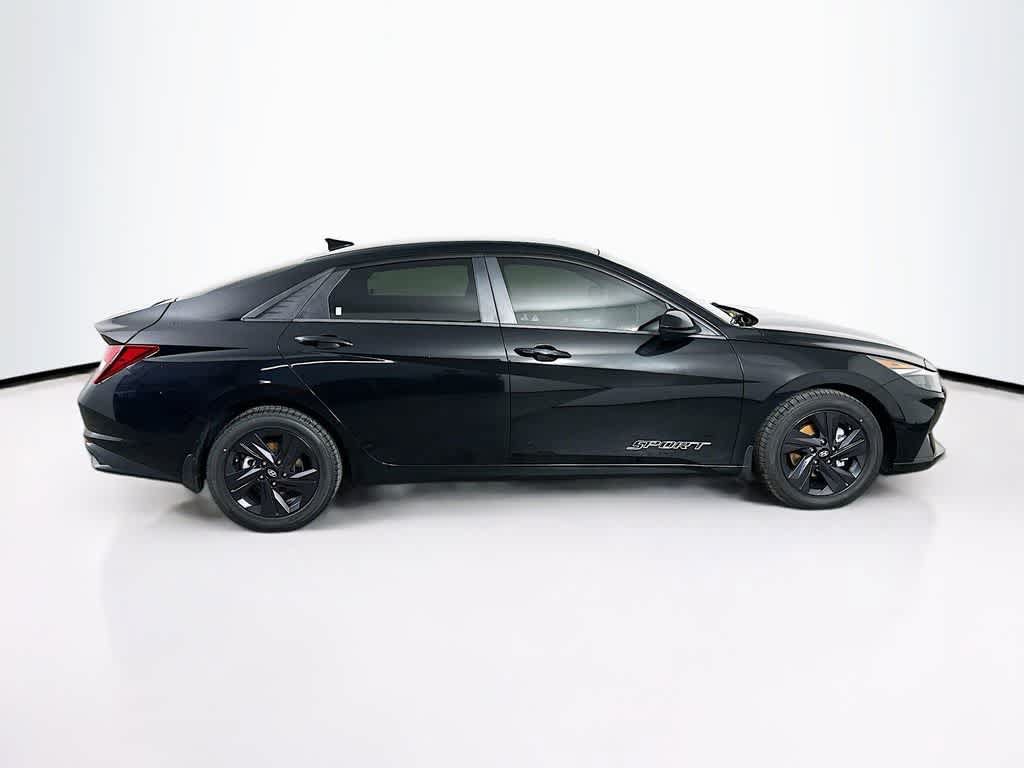 Used 2022 Hyundai Elantra SEL FWD image 24