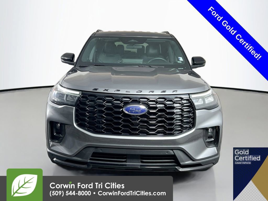 Certified 2025 Ford Explorer ST-Line image 8