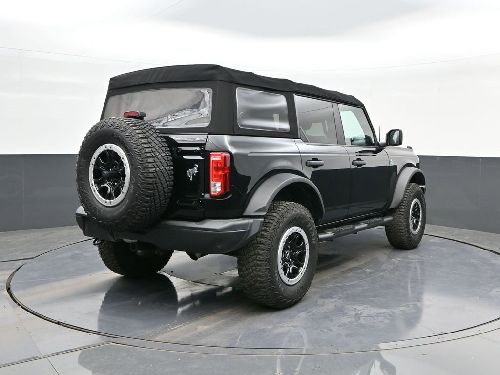 Certified 2023 Ford Bronco Black Diamond w/ Sasquatch Package image 11