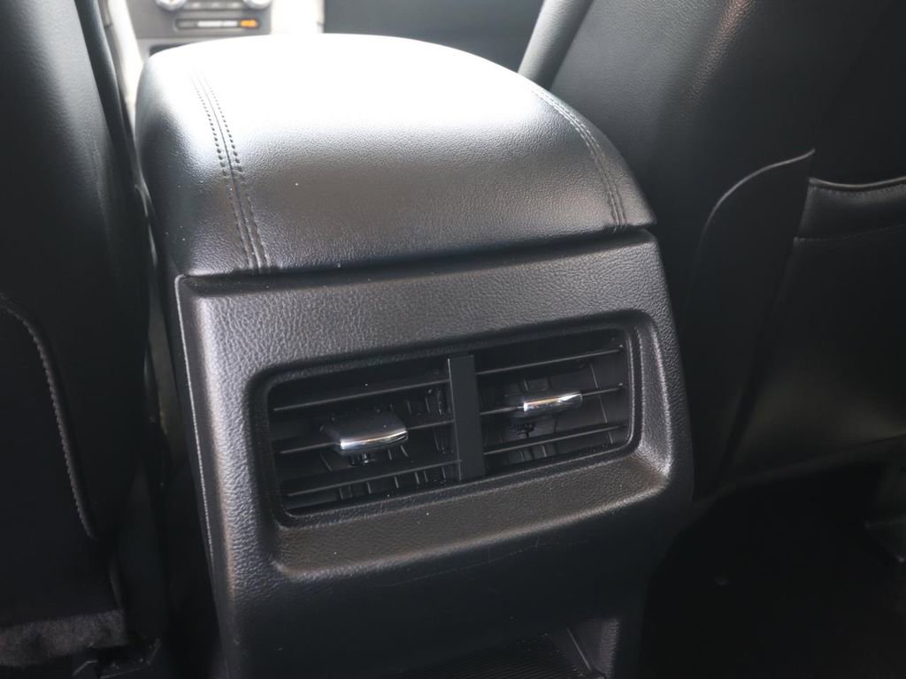 Certified 2022 Ford Edge SEL AWD/4WD image 12