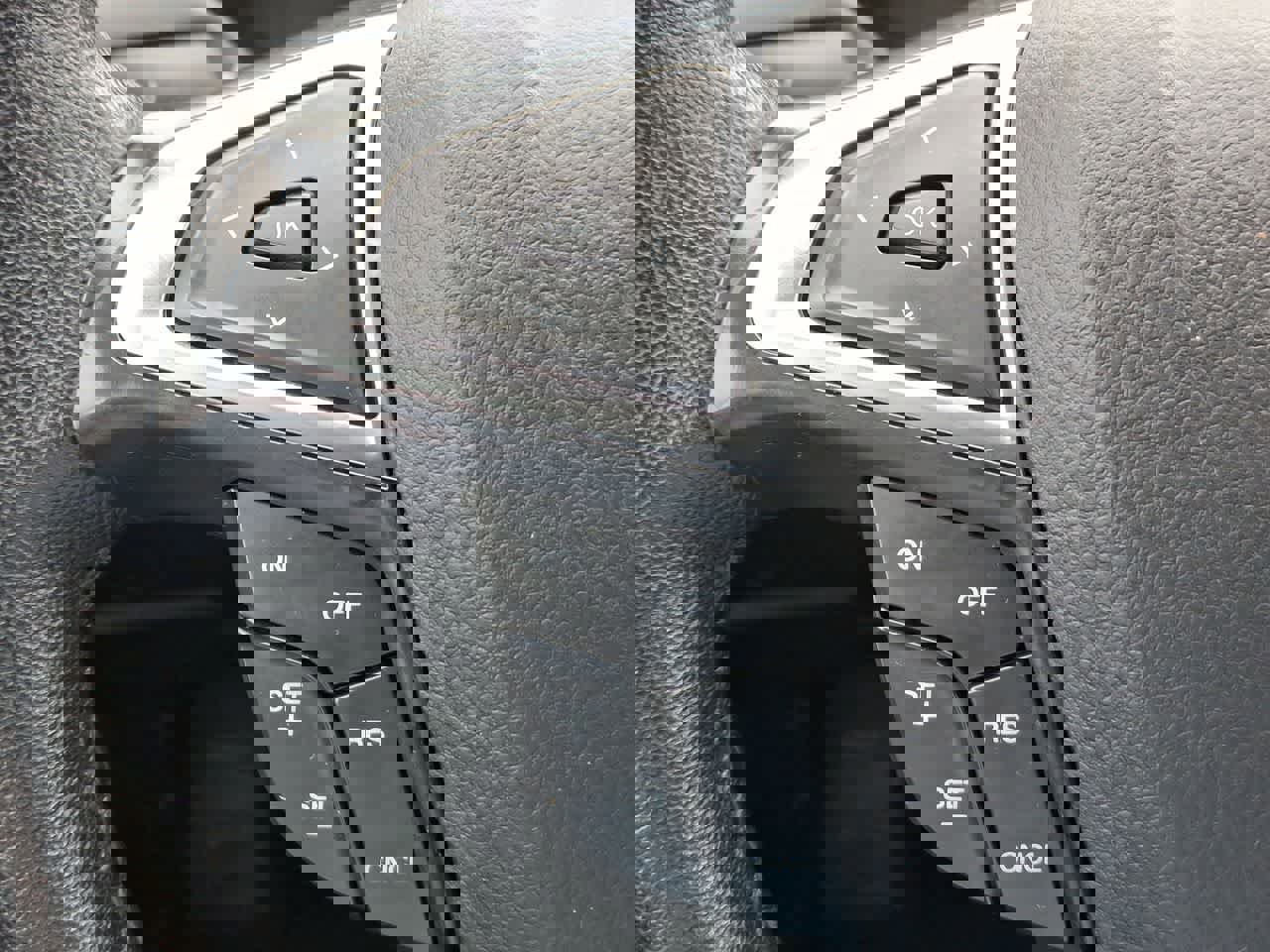 Certified 2024 Ford Edge SEL image 23